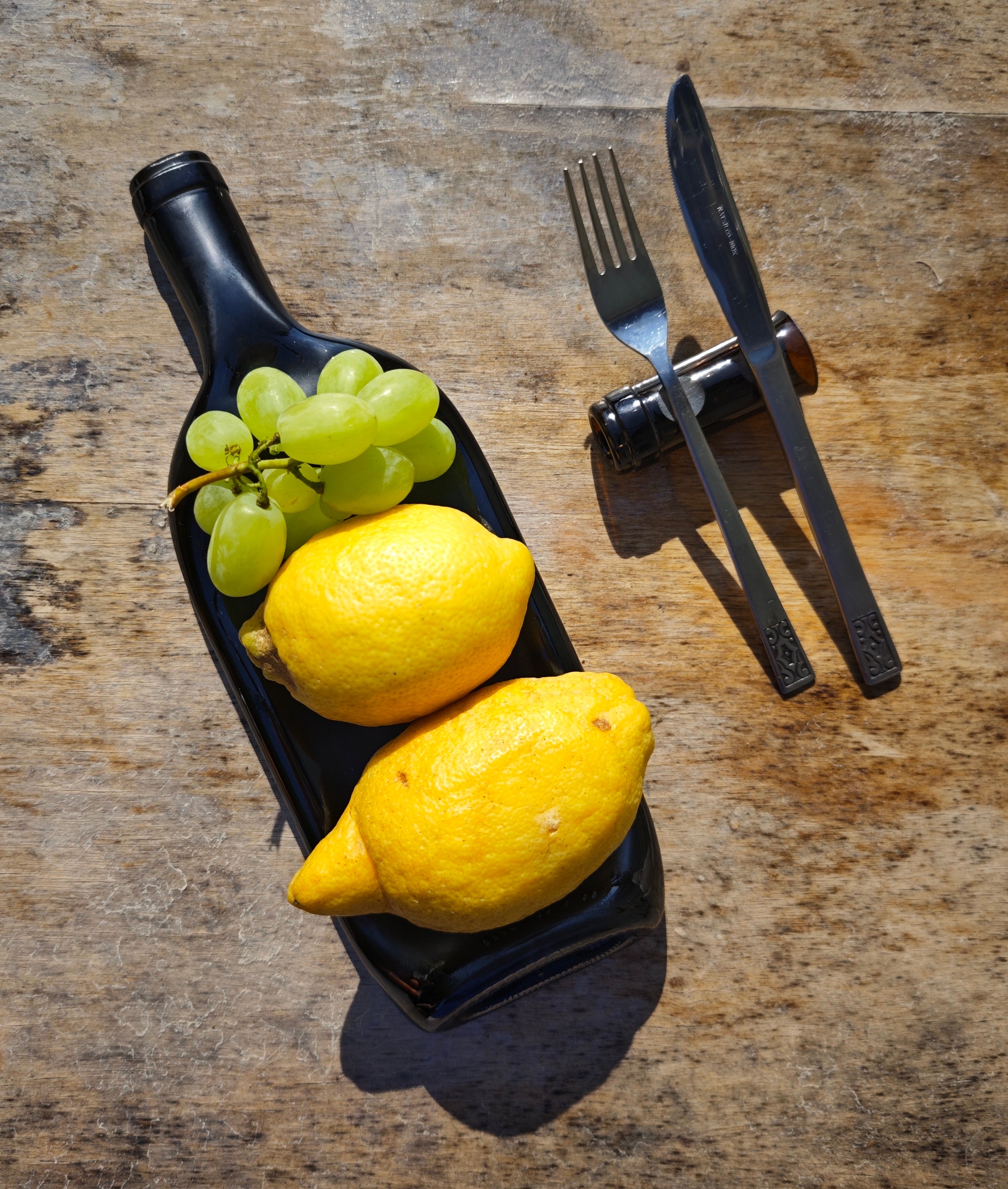 Eco-chic design recycled glass cutlery rest